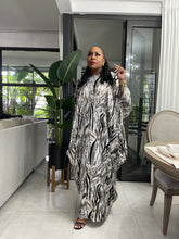 Load image into Gallery viewer, Dubai Leopard Kaftan