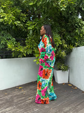 Load image into Gallery viewer, Bold Tropical Islander Shirt