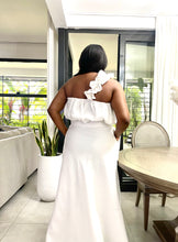 Load image into Gallery viewer, White Linen Fiji Ruffle Top