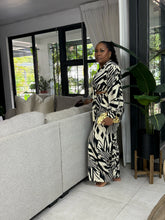 Load image into Gallery viewer, Martinique Black &amp; Cream Tie Front Pant Set
