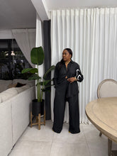 Load image into Gallery viewer, Barbuda Linen-Like Pant Set (Black)
